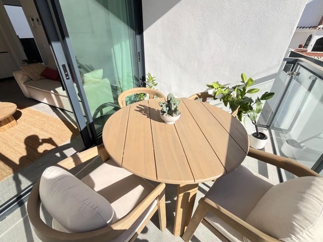 1 soverom Leilighet til leie i Fuengirola med garasje - € 1 500 (Ref: 9999604)