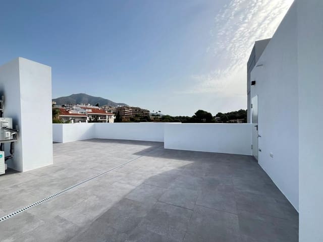 Appartement de 1 chambre à louer à Fuengirola avec piscine garage - 1 500 € (Ref: 9999604)