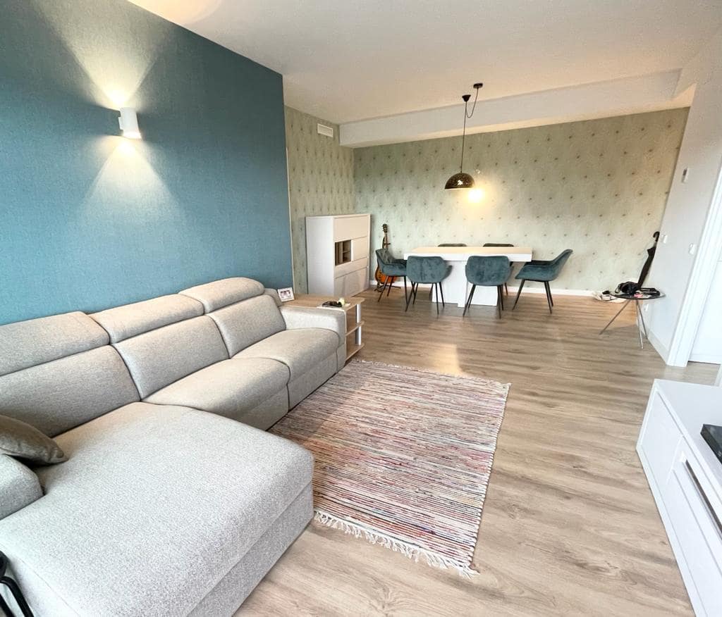 3 quarto Apartamento para arrendar em Sitges com piscina garagem - 3 500 € (Ref: 9257961)