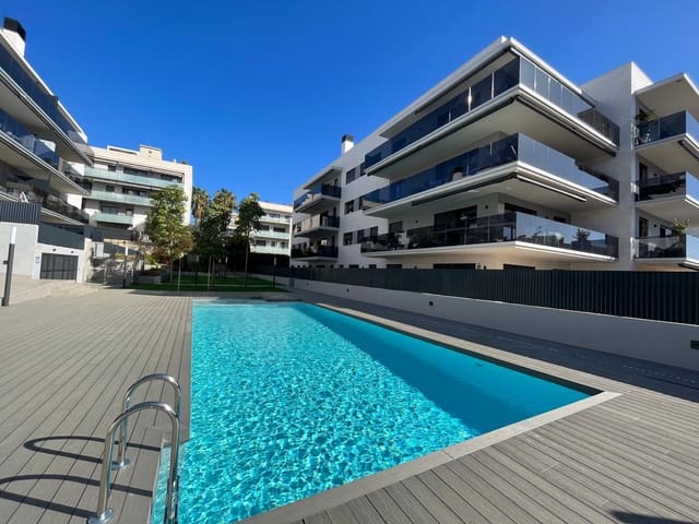 3 quarto Apartamento para arrendar em Sitges com piscina garagem - 2 800 € (Ref: 9257961)