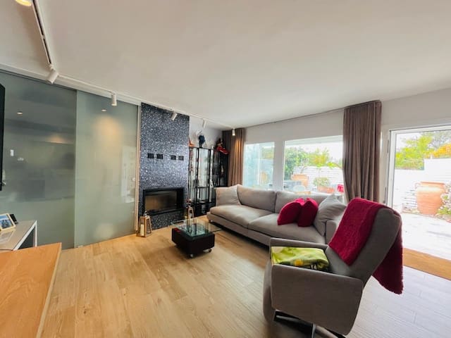 3 bedroom Bungalow for sale in Sant Pere de Ribes with pool - € 450,000 (Ref: 9694014)