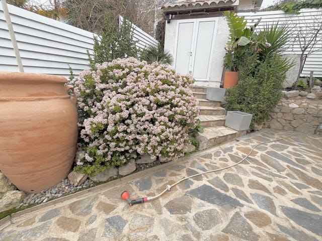 3 bedroom Bungalow for sale in Sant Pere de Ribes with pool - € 450,000 (Ref: 9694014)