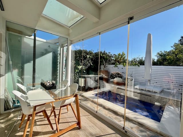 3 bedroom Bungalow for sale in Sant Pere de Ribes with pool - € 450,000 (Ref: 9694014)