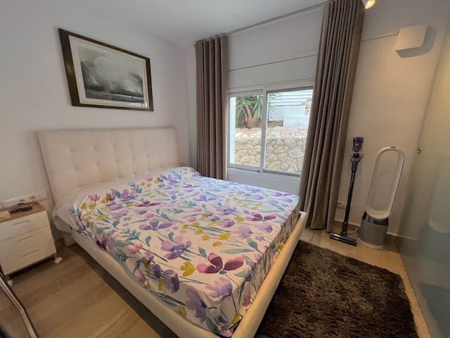 3 bedroom Bungalow for sale in Sant Pere de Ribes with pool - € 450,000 (Ref: 9694014)