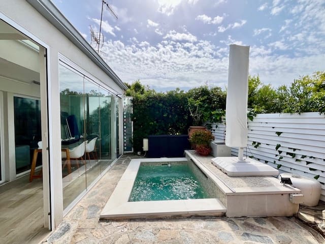 3 bedroom Bungalow for sale in Sant Pere de Ribes with pool - € 450,000 (Ref: 9694014)