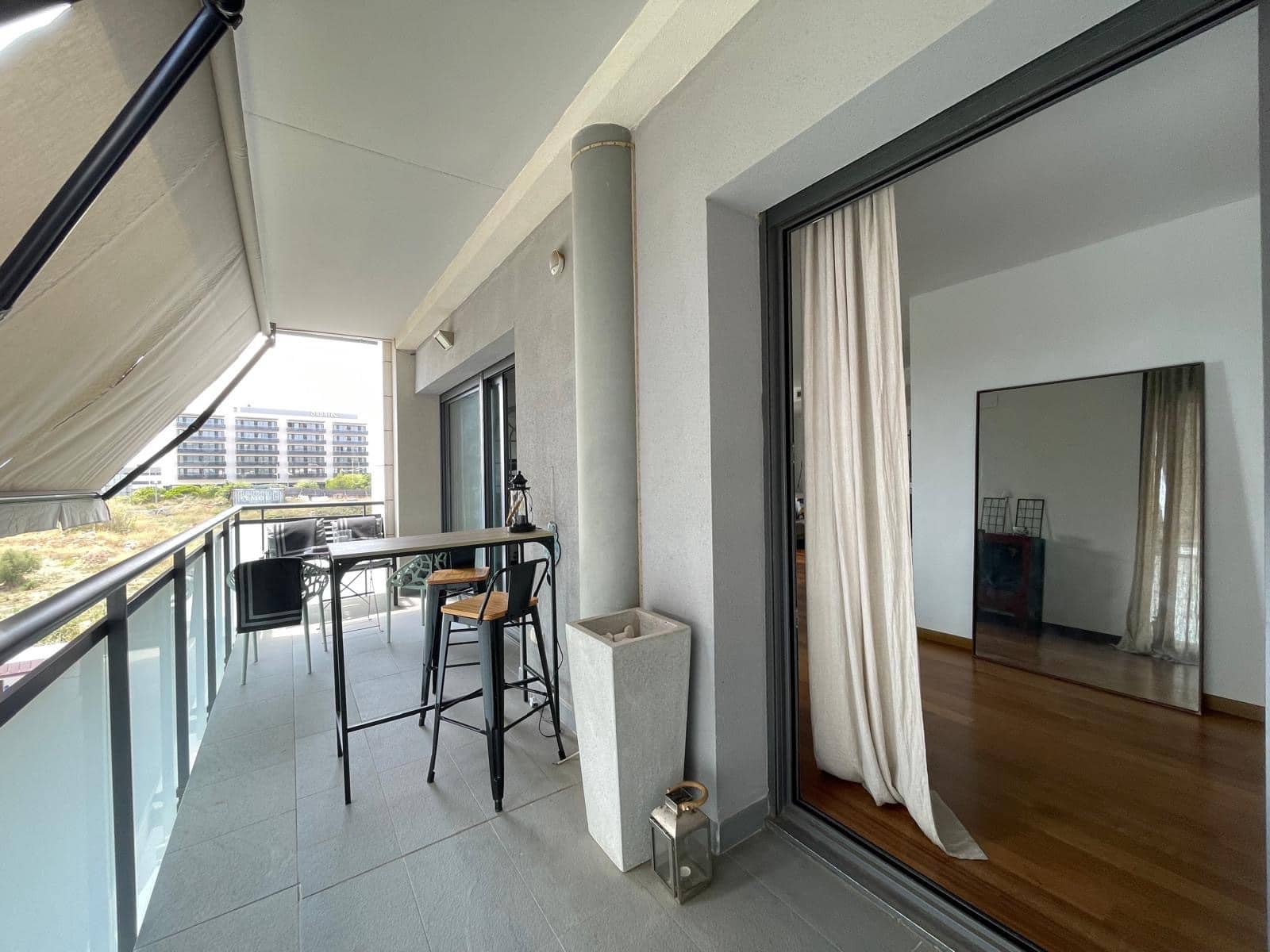 4 quarto Apartamento para arrendar em Sitges com piscina garagem - 3 200 € (Ref: 9788877)