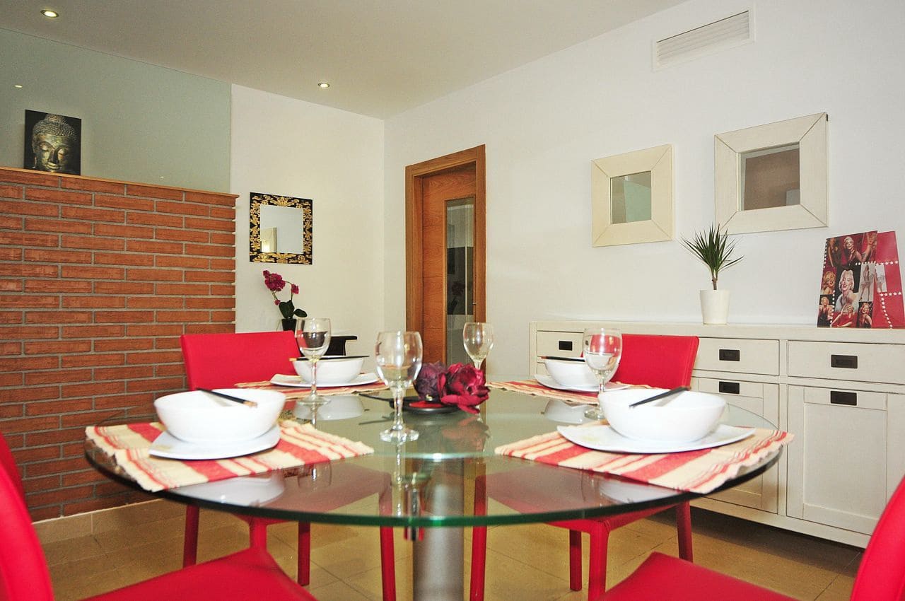 3 Zimmer Apartment zu vermieten in Ibiza / Eivissa Stadt mit Pool Garage - 11.500 € (Ref: 9813596)