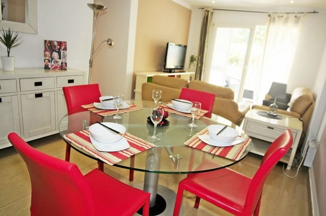 3 Zimmer Apartment zu vermieten in Ibiza / Eivissa Stadt mit Pool Garage - 11.500 € (Ref: 9813596)