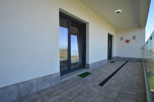 Ático de 2 habitaciones en Isla Canela, Ayamonte en venta con piscina garaje - 455.000 € (Ref: 10101804)