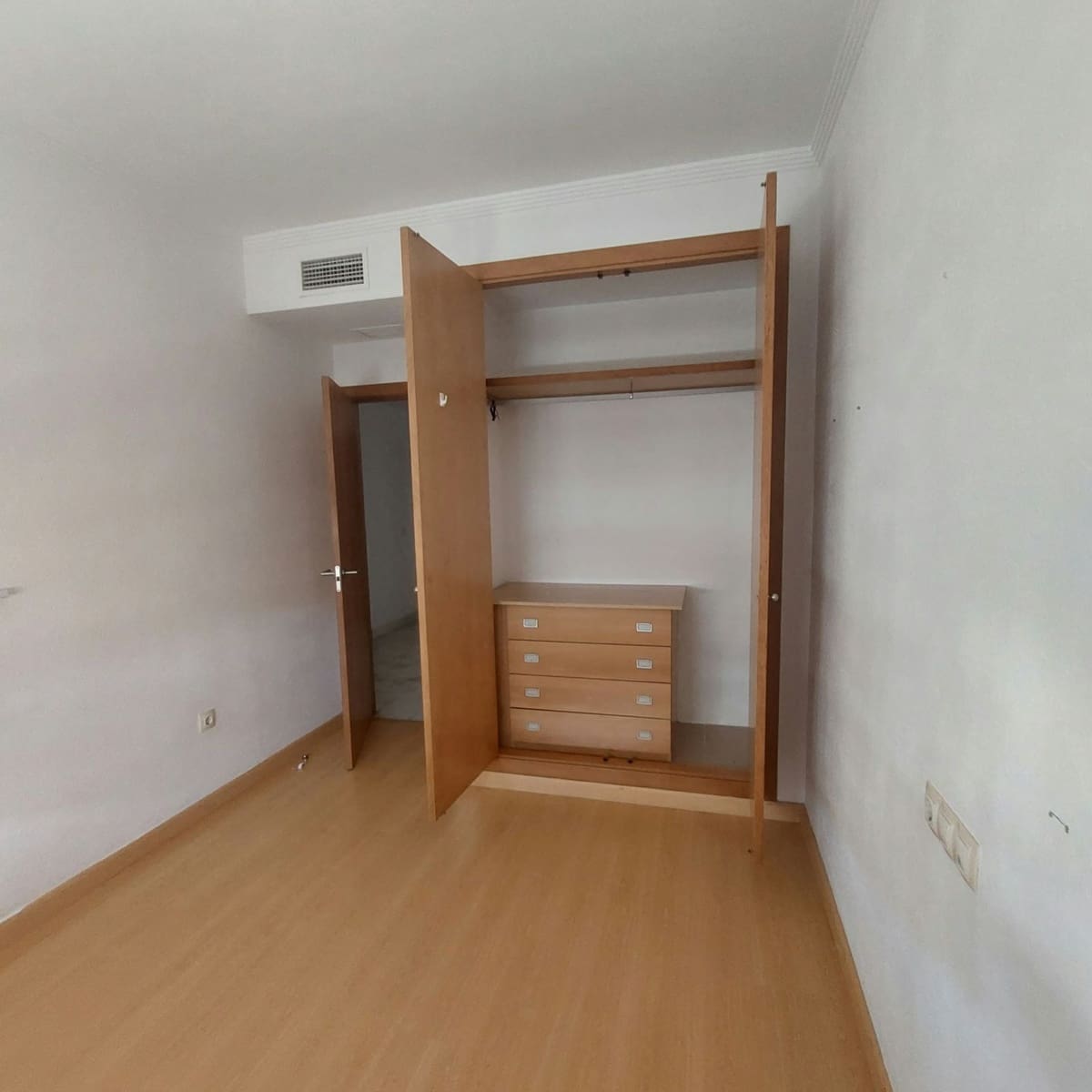 4 soveværelse Semi-Rækkehus til salg i Bormujos med garage - € 375.000 (Ref: 10164096)