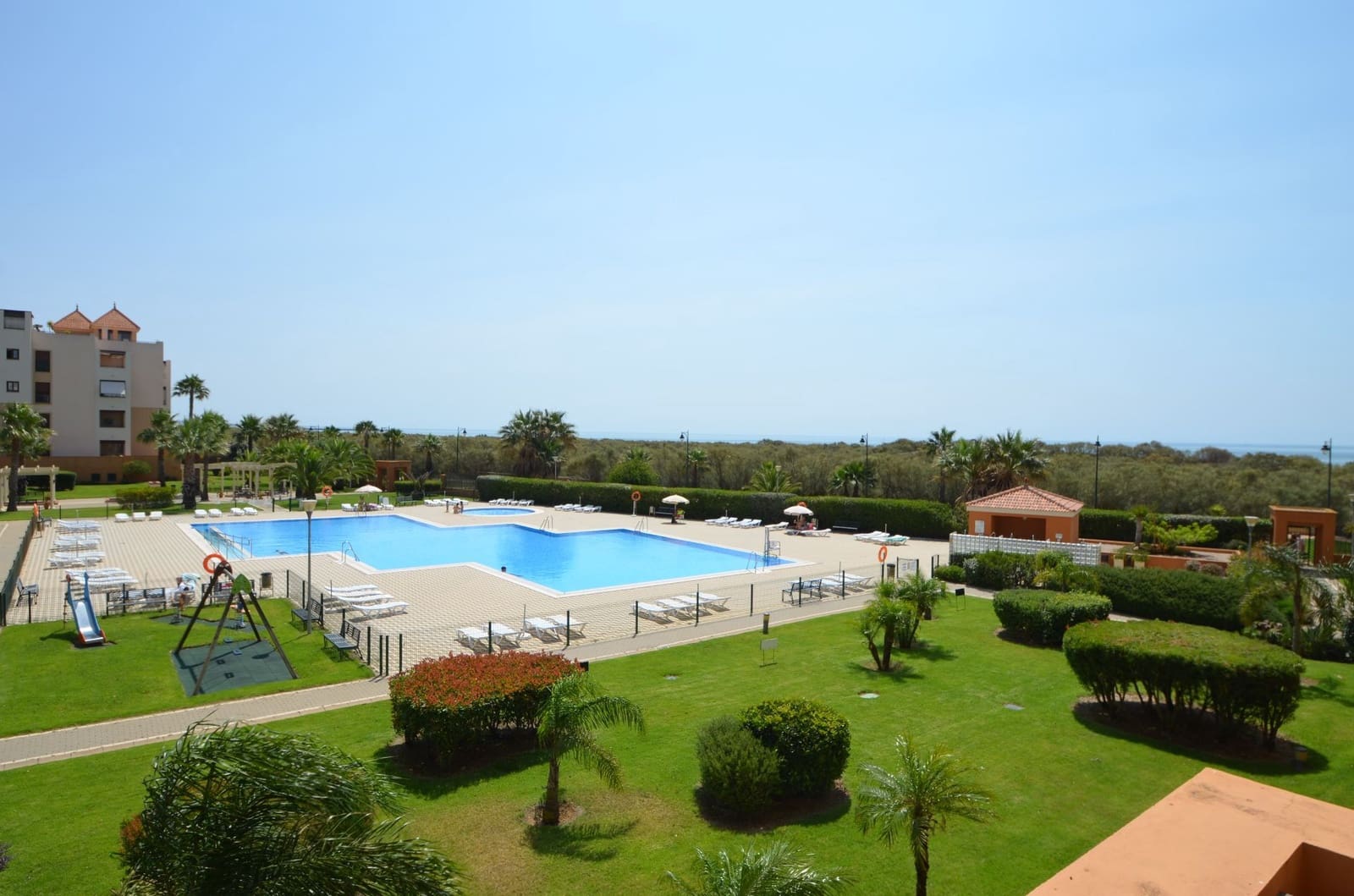 2 slaapkamer Appartement te koop in Ayamonte met zwembad garage - € 270.000 (Ref: 7682859)