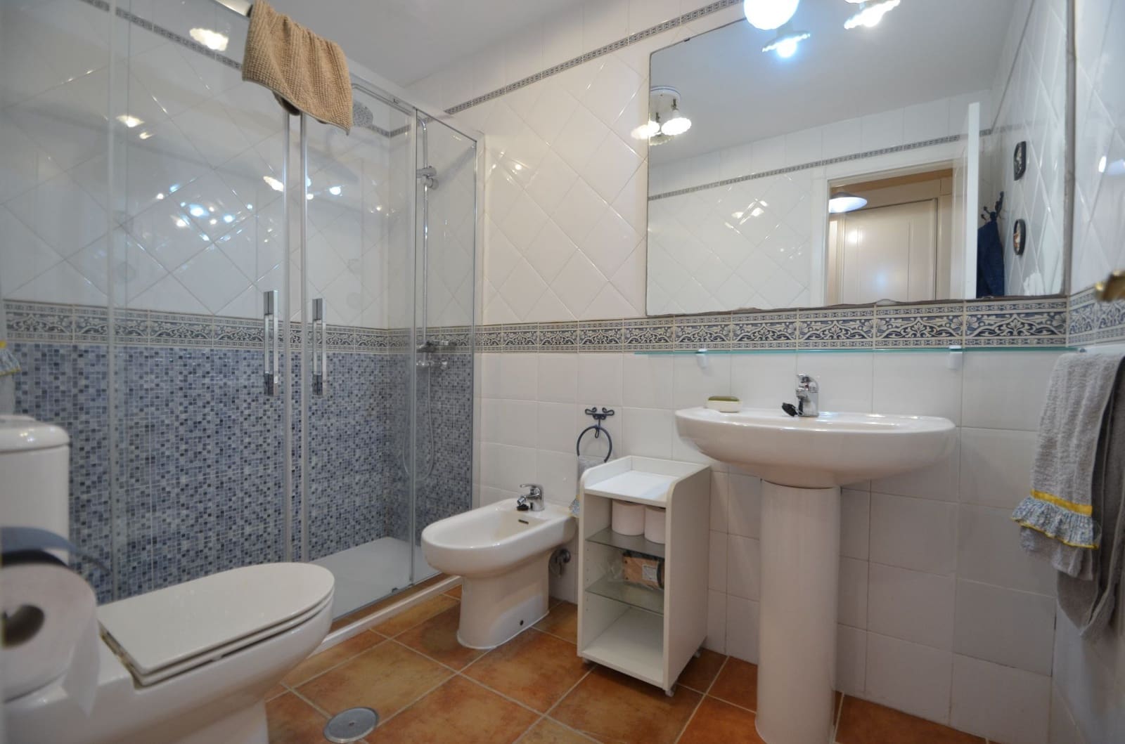 2 bedroom Apartment for sale in Ayamonte with pool garage - € 270,000 (Ref: 9272049)
