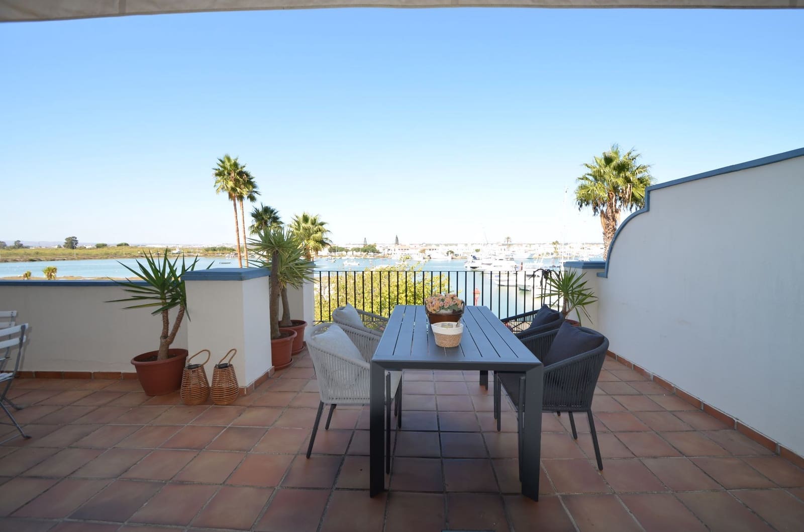 2 soveværelse Lejlighed til salg i Ayamonte med swimmingpool garage - € 310.890 (Ref: 9306284)