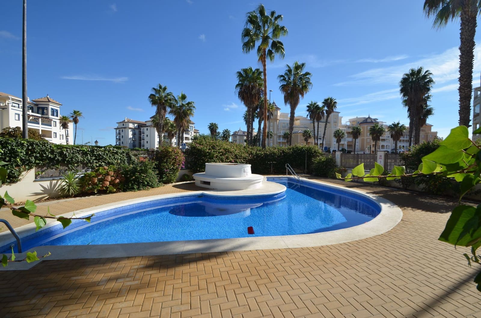 2 soveværelse Lejlighed til salg i Ayamonte med swimmingpool garage - € 235.000 (Ref: 9344312)