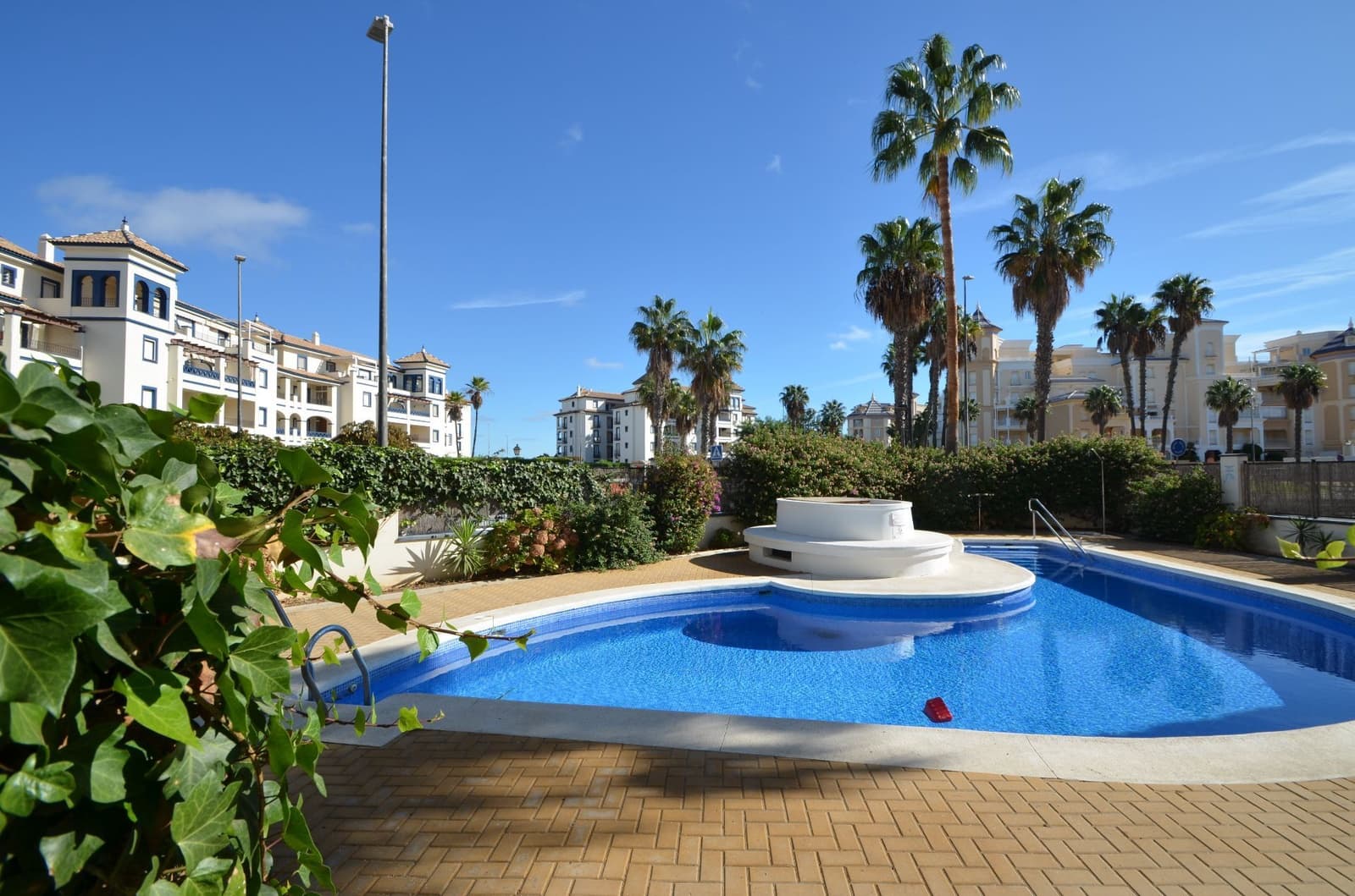 2 soveværelse Lejlighed til salg i Ayamonte med swimmingpool garage - € 235.000 (Ref: 9344312)