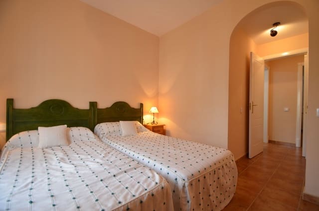 2 bedroom Apartment for sale in Ayamonte with pool garage - € 249,000 (Ref: 9521198)