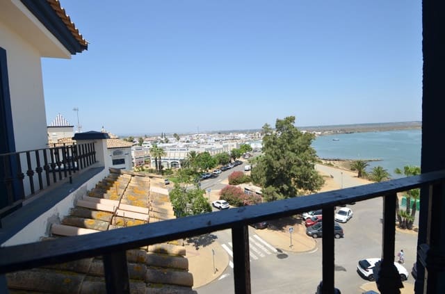 3 bedroom Penthouse for sale in Ayamonte with pool garage - € 360,000 (Ref: 9950951)