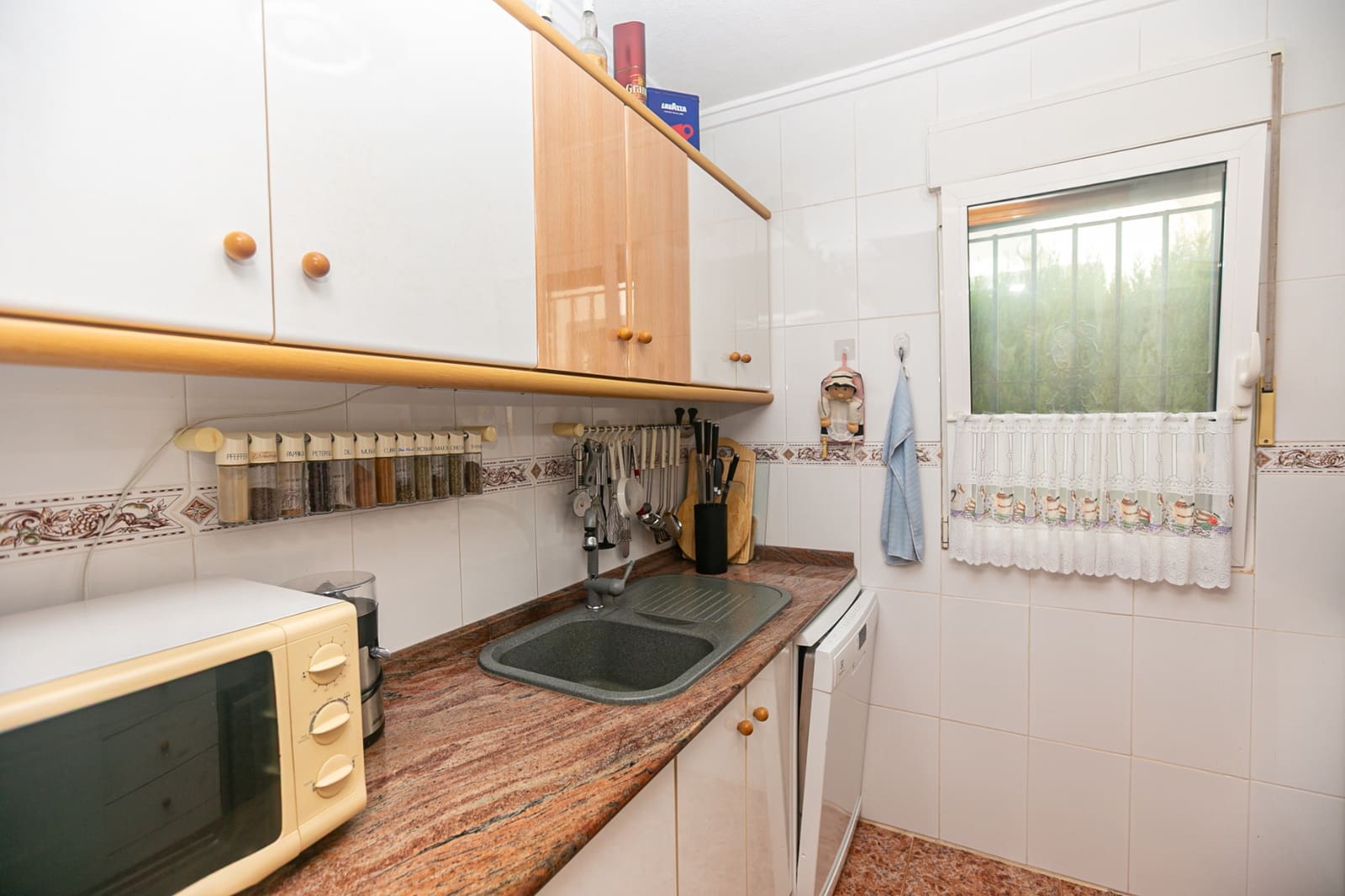 3 Zimmer Haus zu verkaufen in La Florida mit Pool - 220.000 € (Ref: 10001362)