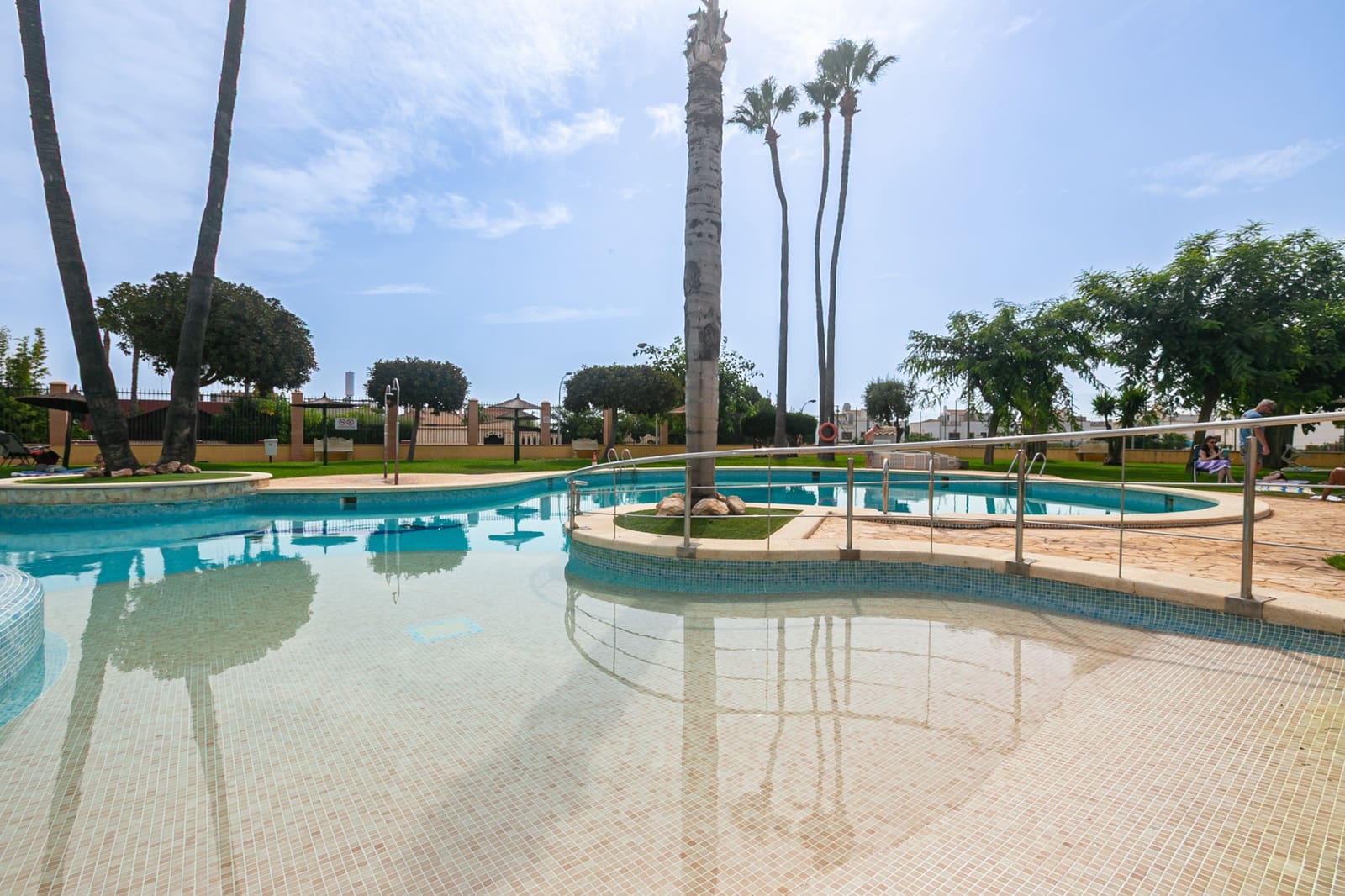 3 Zimmer Haus zu verkaufen in La Florida mit Pool - 220.000 € (Ref: 10001362)