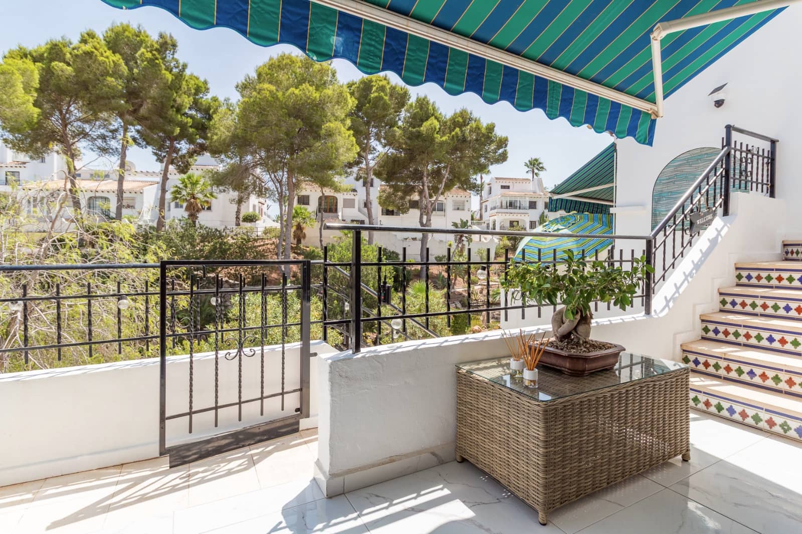 Casa de 4 habitaciones en Villamartin en venta con piscina - 325.000 € (Ref: 10012495)