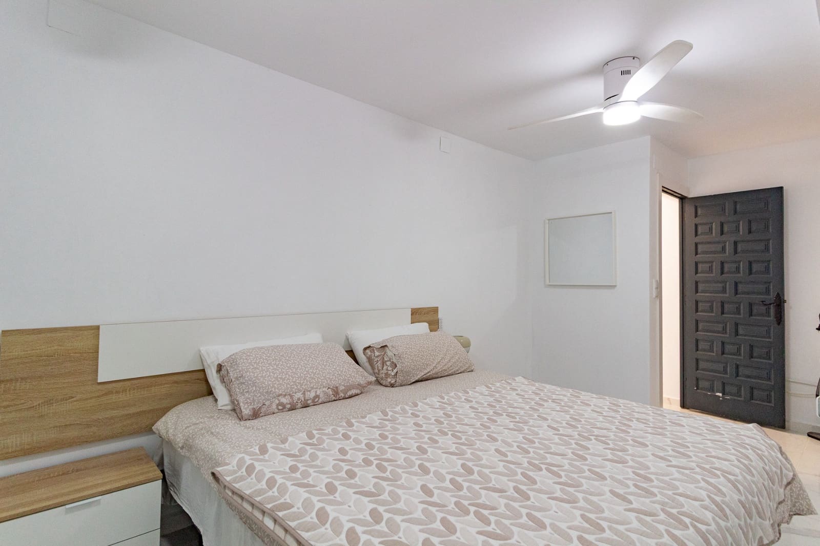 Casa de 4 habitaciones en Villamartin en venta con piscina - 325.000 € (Ref: 10012495)
