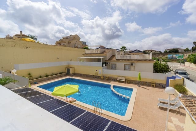 Adosado de 3 habitaciones en Benimar, Benijófar en venta con piscina - 249.000 € (Ref: 10021215)