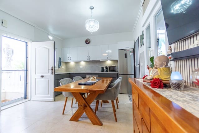Adosado de 3 habitaciones en Benimar, Benijófar en venta con piscina - 249.000 € (Ref: 10021215)