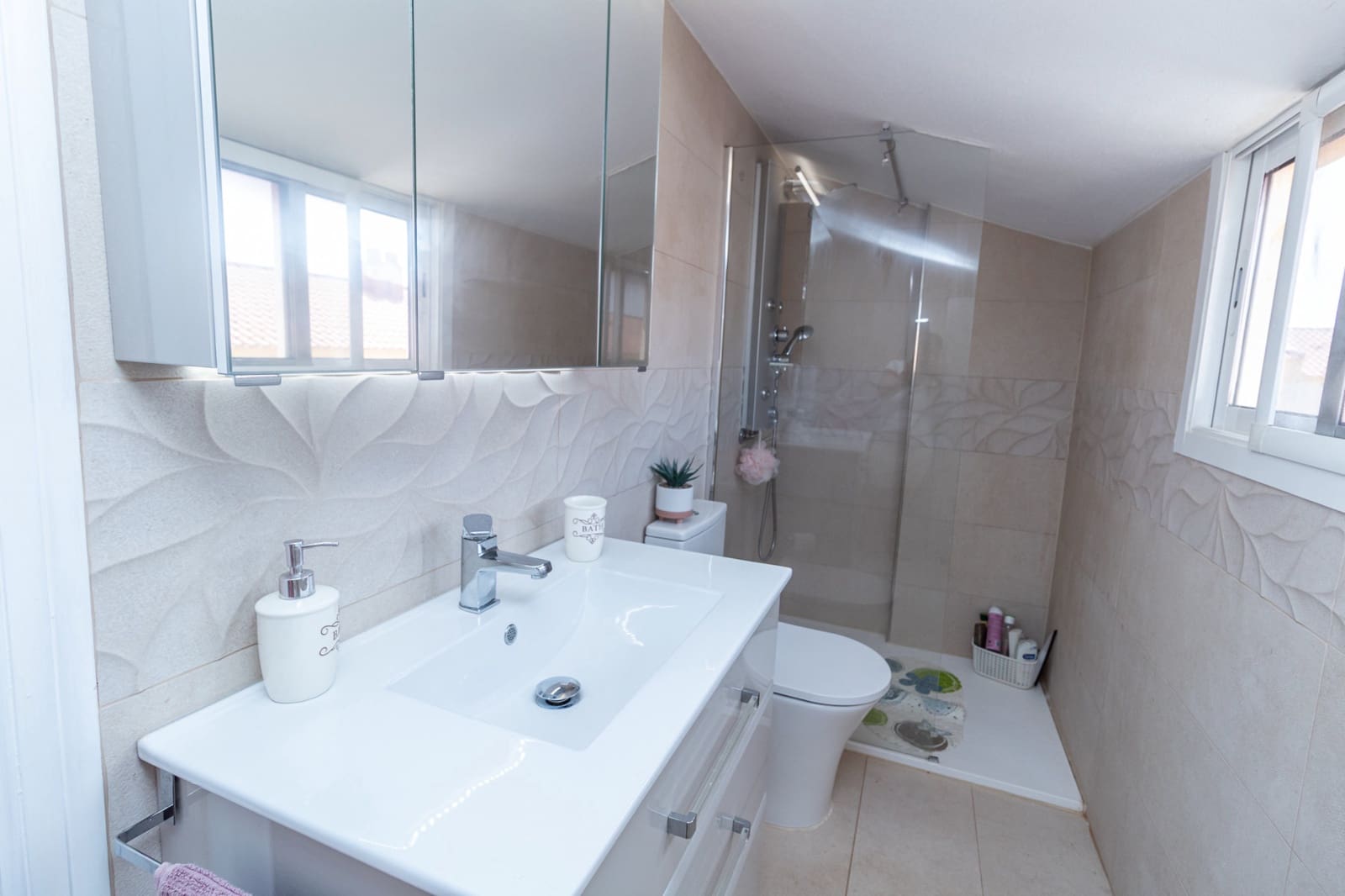 3 bedroom Townhouse for sale in Playa Flamenca with pool - € 199,000 (Ref: 10034246)