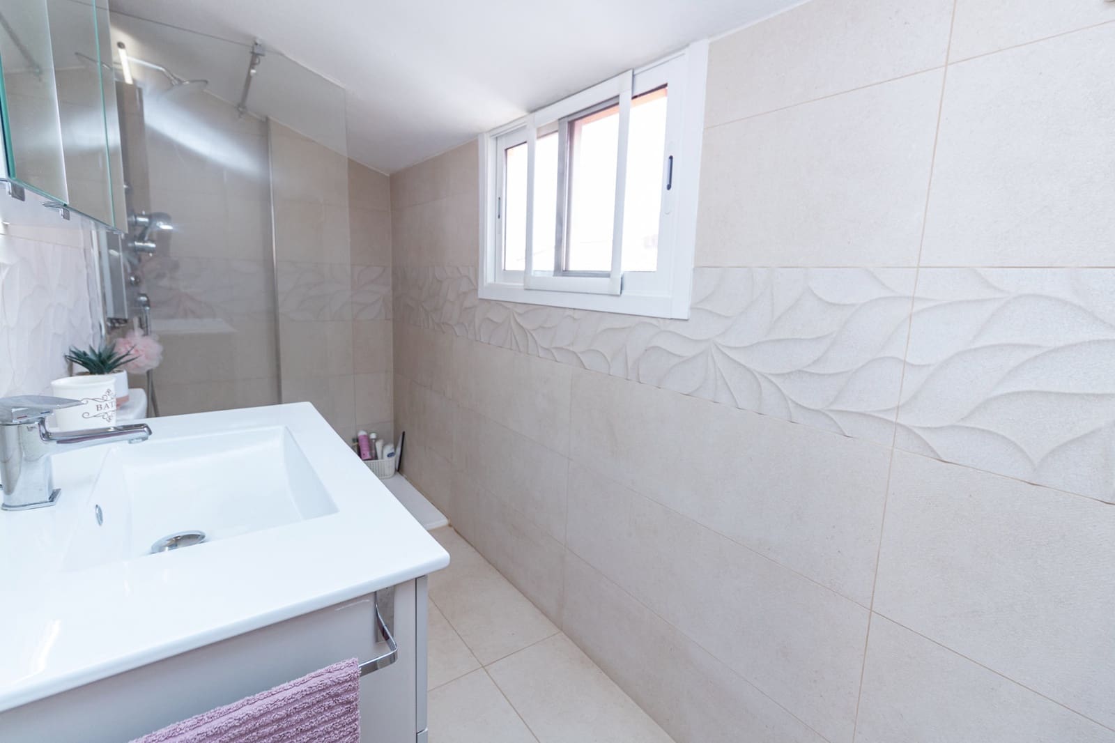 3 bedroom Townhouse for sale in Playa Flamenca with pool - € 199,000 (Ref: 10034246)