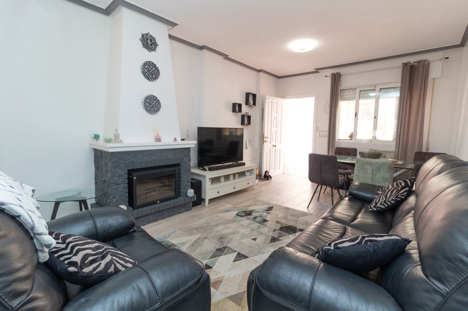 3 bedroom Townhouse for sale in Playa Flamenca with pool - € 199,000 (Ref: 10034246)