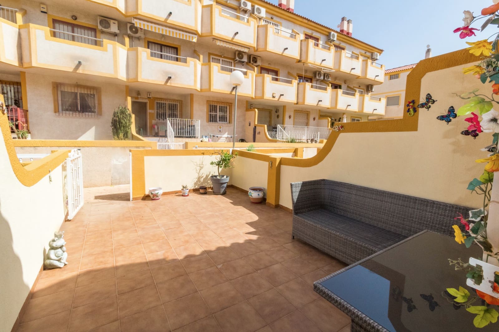 3 bedroom Townhouse for sale in Playa Flamenca with pool - € 199,000 (Ref: 10034246)