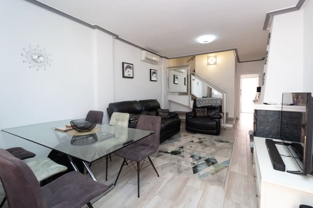 3 sovrum Hus till salu i Playa Flamenca, Orihuela med pool - 199 000 € (Ref: 10034246)