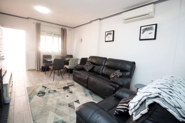 3 sovrum Hus till salu i Playa Flamenca, Orihuela med pool - 199 000 € (Ref: 10034246)