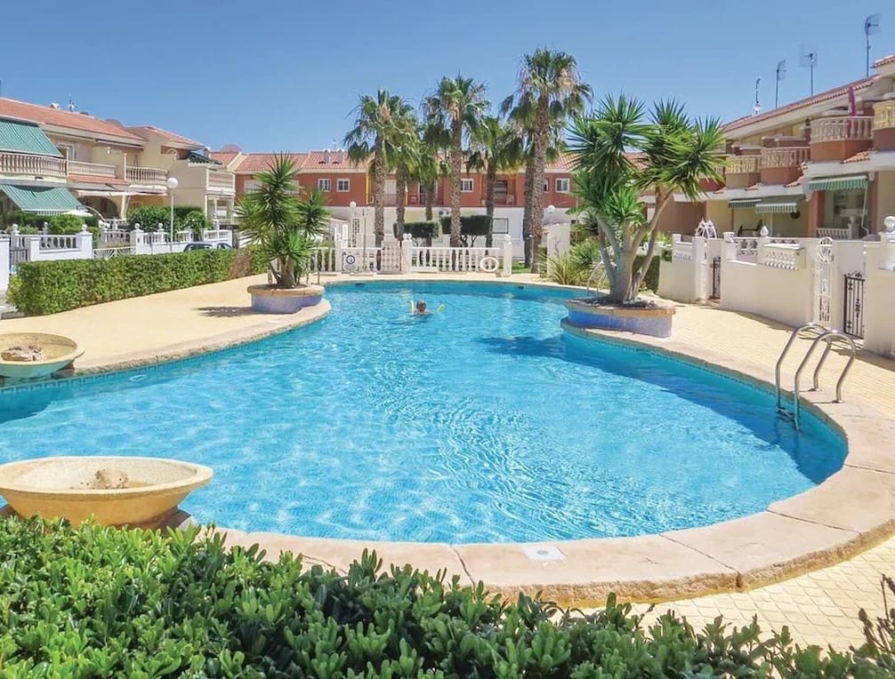 3 makuuhuone Omakotitalo myytävänä paikassa Dona Pepa mukana uima-altaan - 229 000 € (Ref: 10045883)