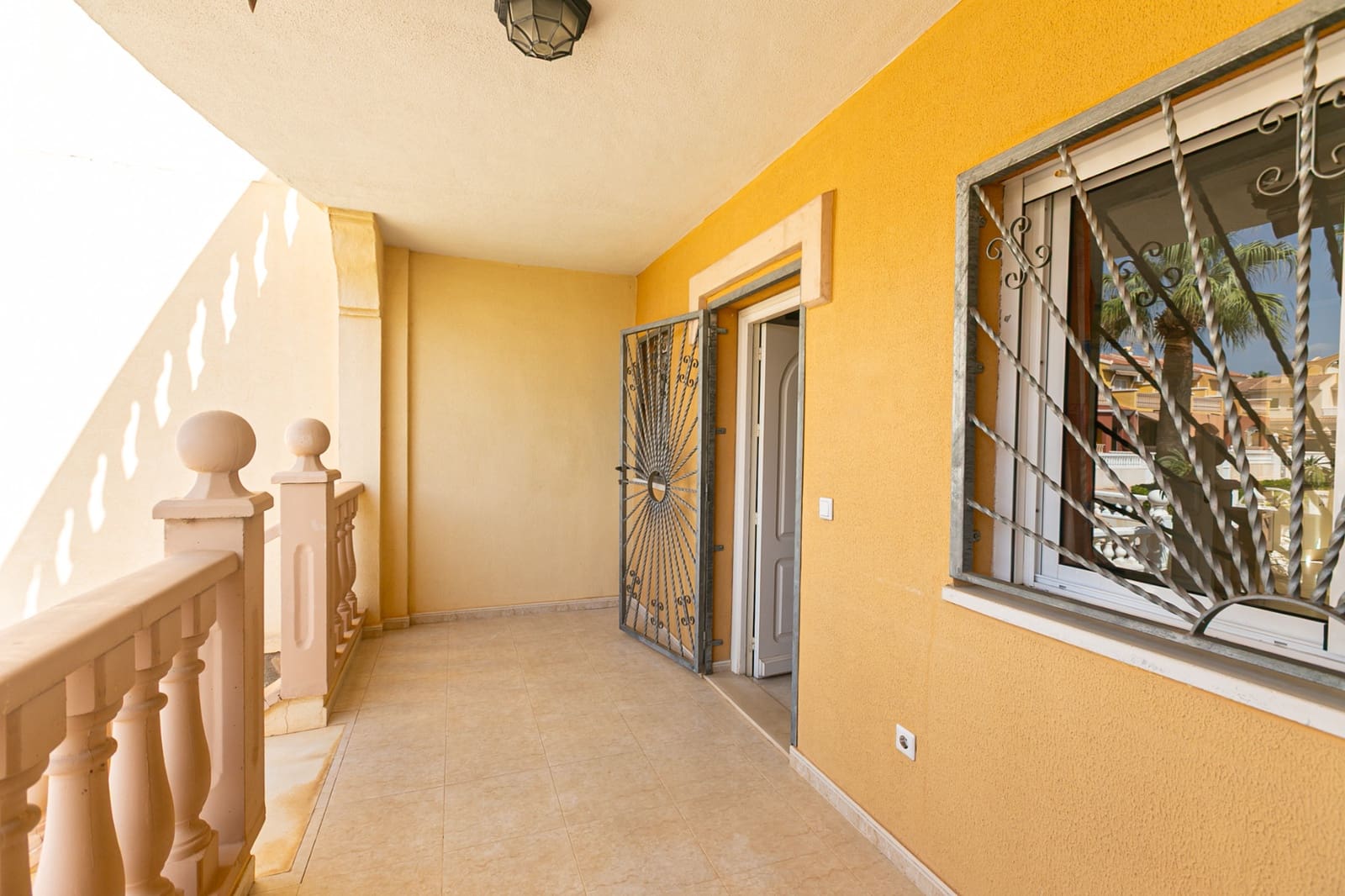 3 bedroom Townhouse for sale in Dona Pepa with pool - € 229,000 (Ref: 10045883)