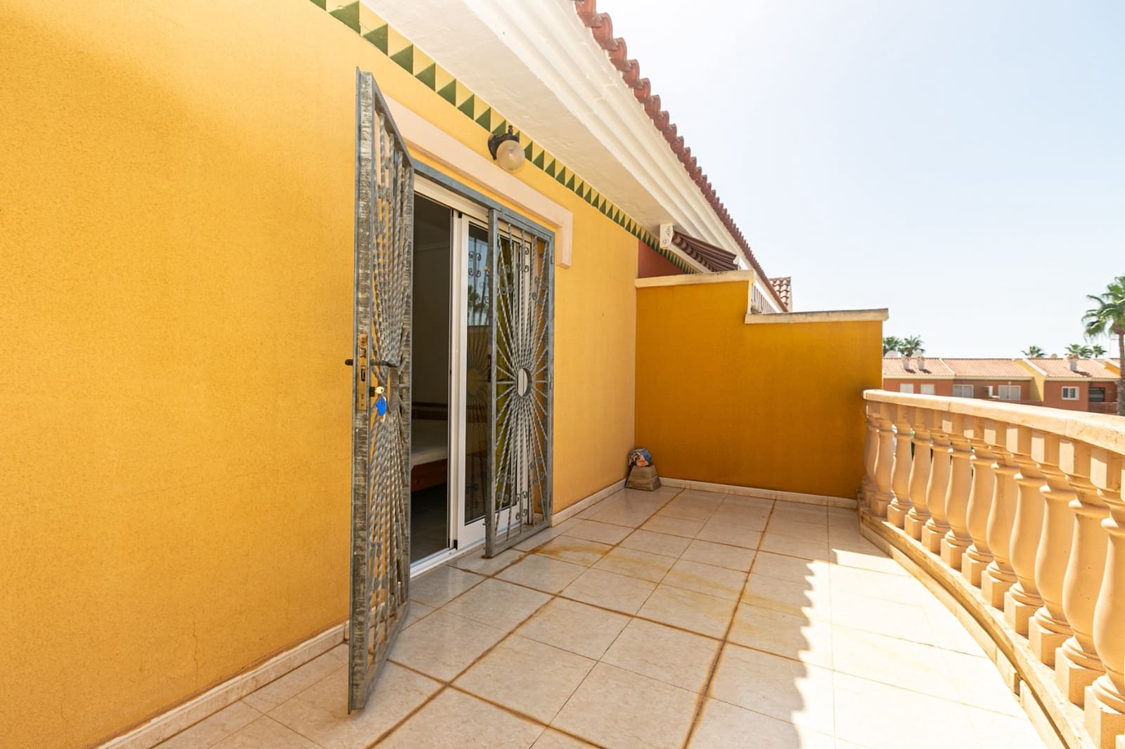 3 bedroom Townhouse for sale in Dona Pepa with pool - € 229,000 (Ref: 10045883)