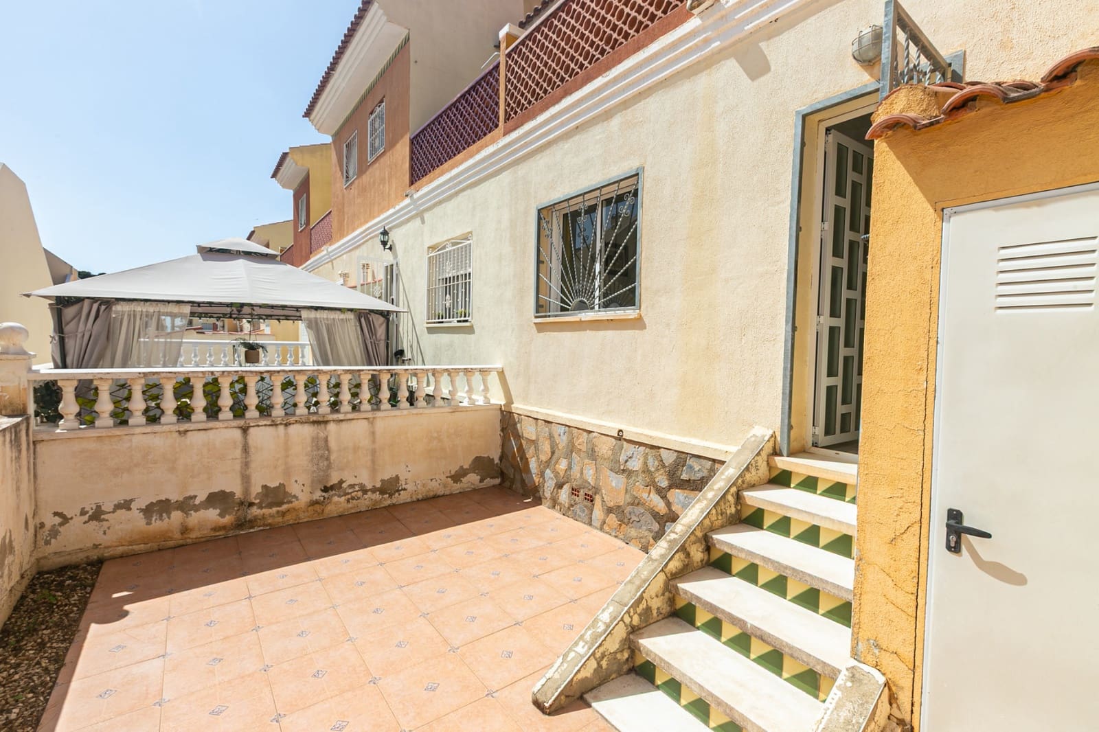 3 bedroom Townhouse for sale in Dona Pepa with pool - € 229,000 (Ref: 10045883)