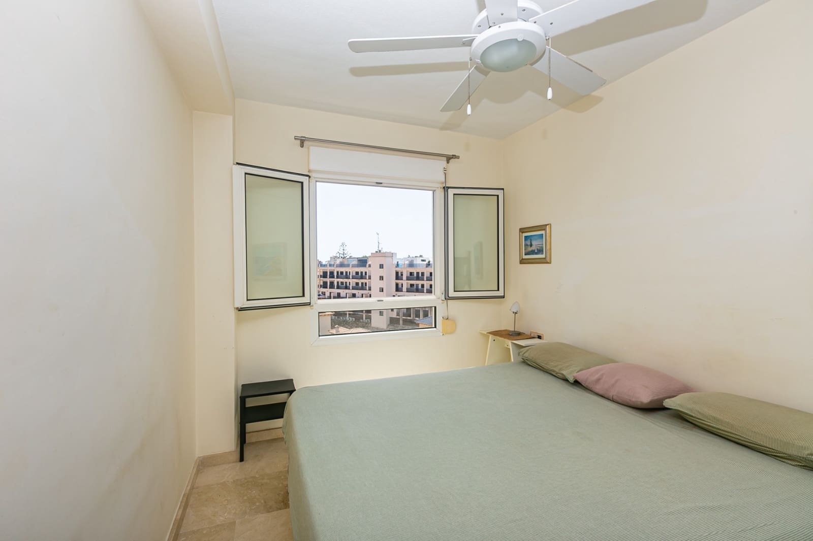 2 soverom Leilighet til salgs i Dehesa de Campoamor med svømmebasseng - € 199 000 (Ref: 10052015)