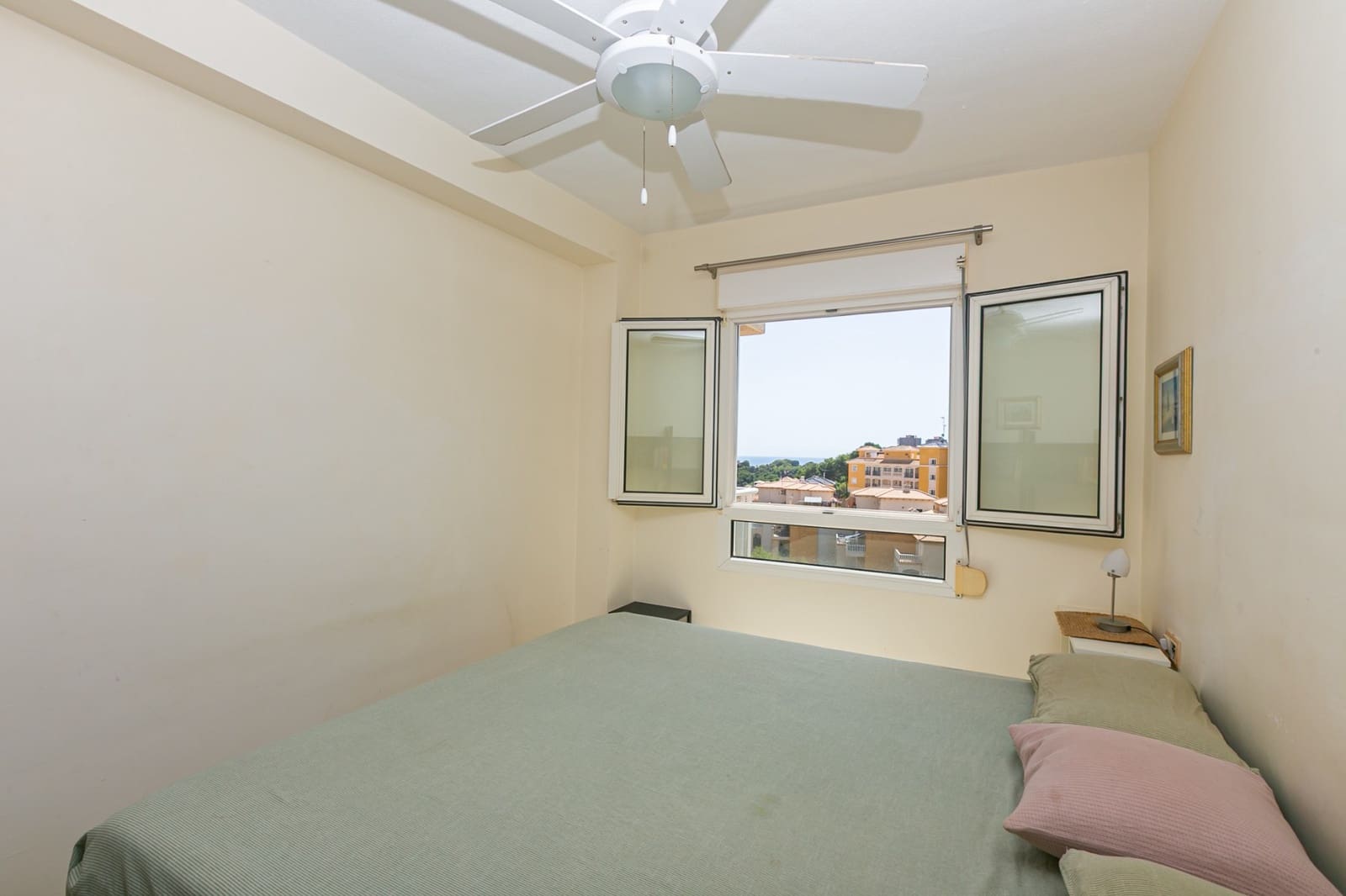 2 soverom Leilighet til salgs i Dehesa de Campoamor med svømmebasseng - € 199 000 (Ref: 10052015)
