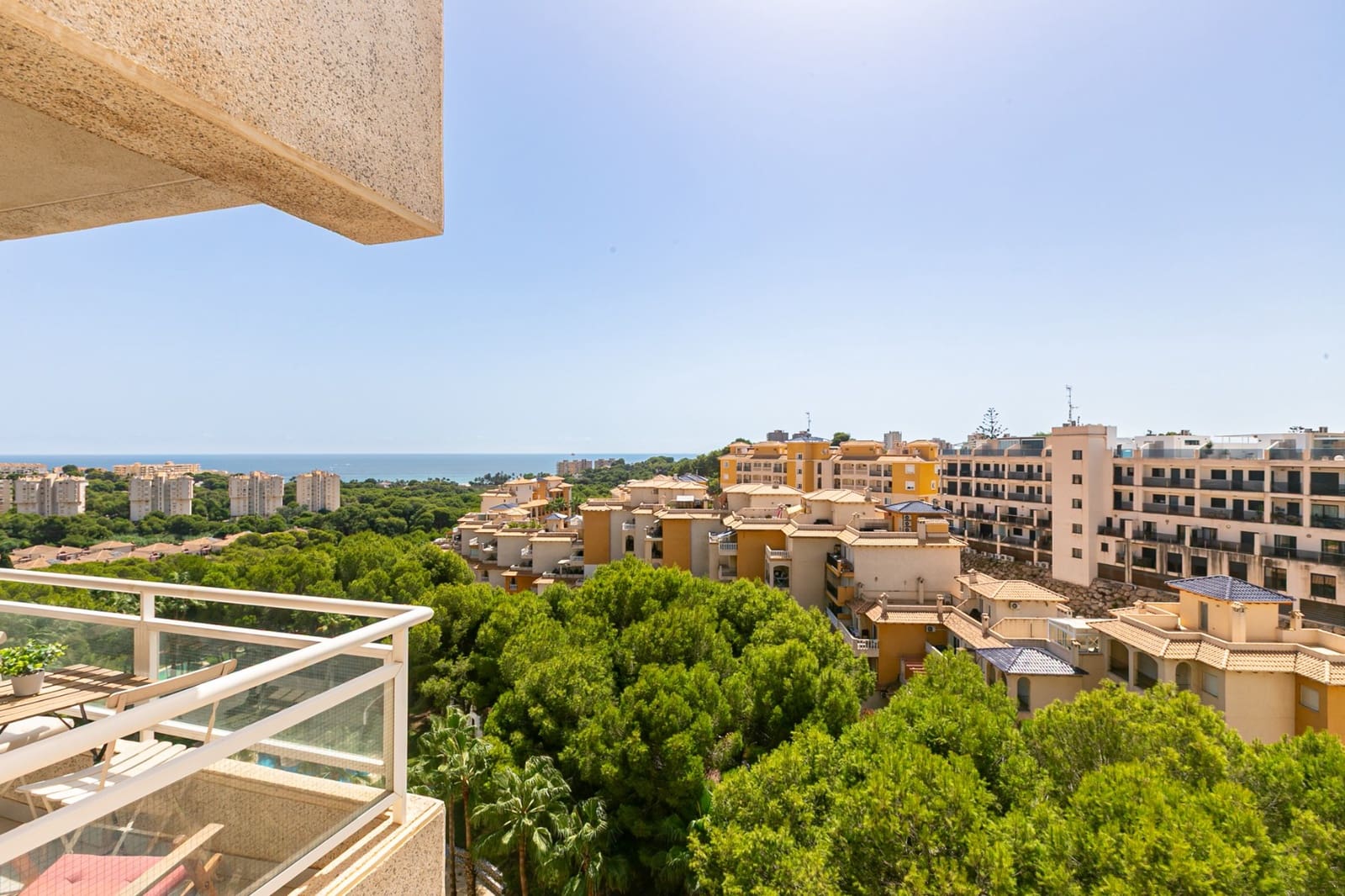 2 soverom Leilighet til salgs i Dehesa de Campoamor med svømmebasseng - € 199 000 (Ref: 10052015)