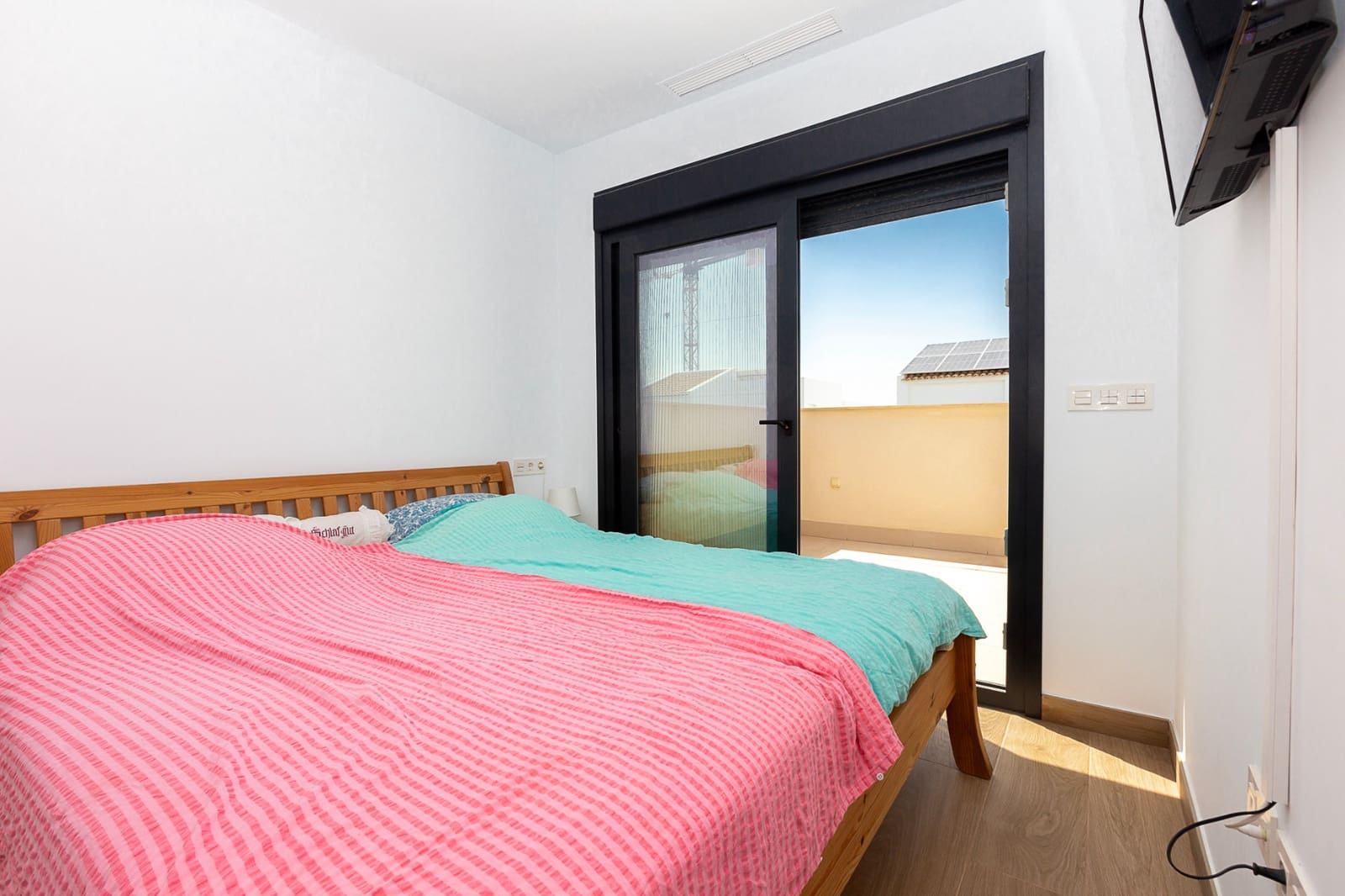 3 soveværelse Villa til salg i Dona Pepa med swimmingpool - € 409.500 (Ref: 10052016)