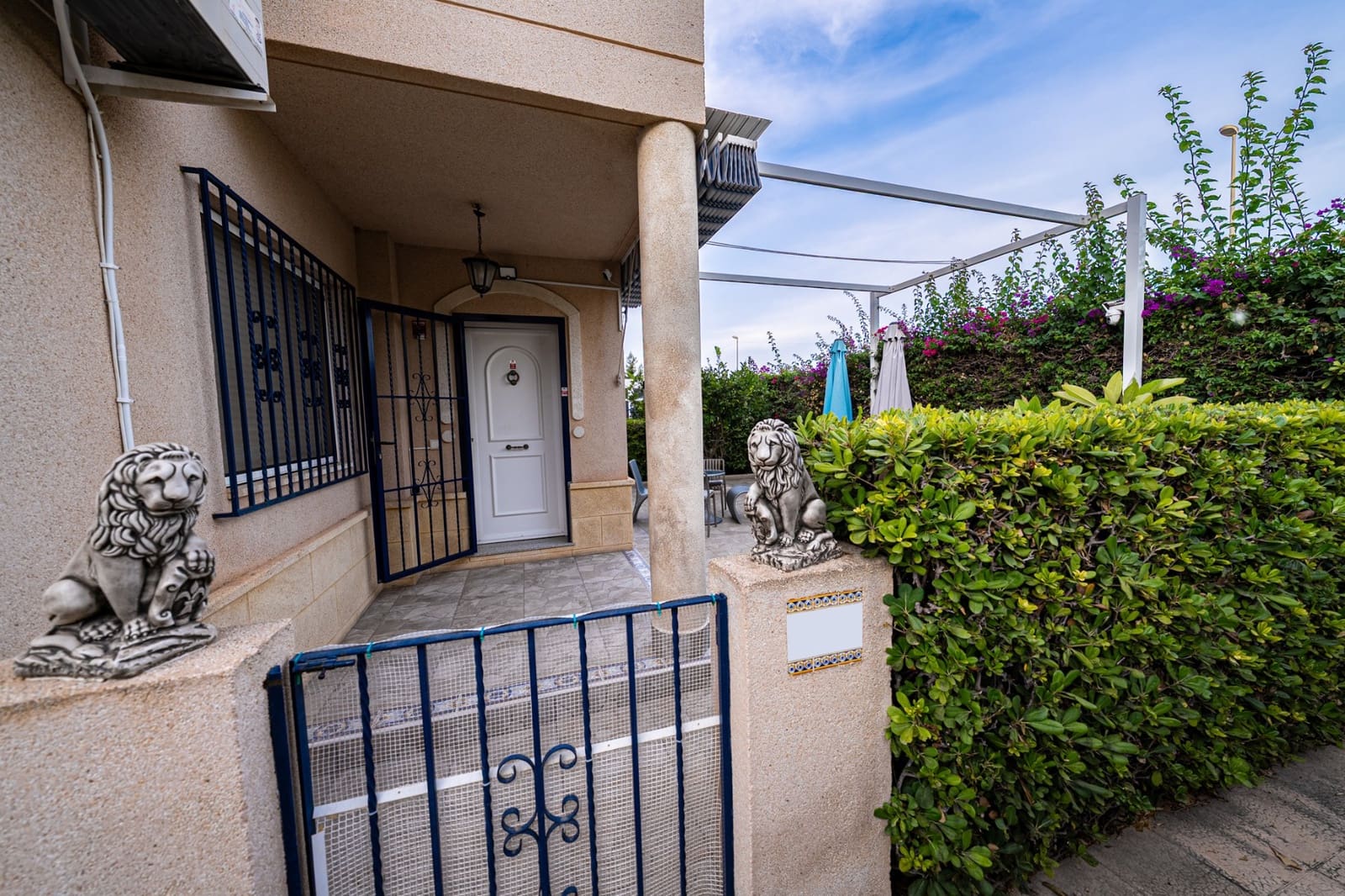 2 soveværelse Lejlighed til salg i Playa Flamenca med swimmingpool - € 290.000 (Ref: 10074484)