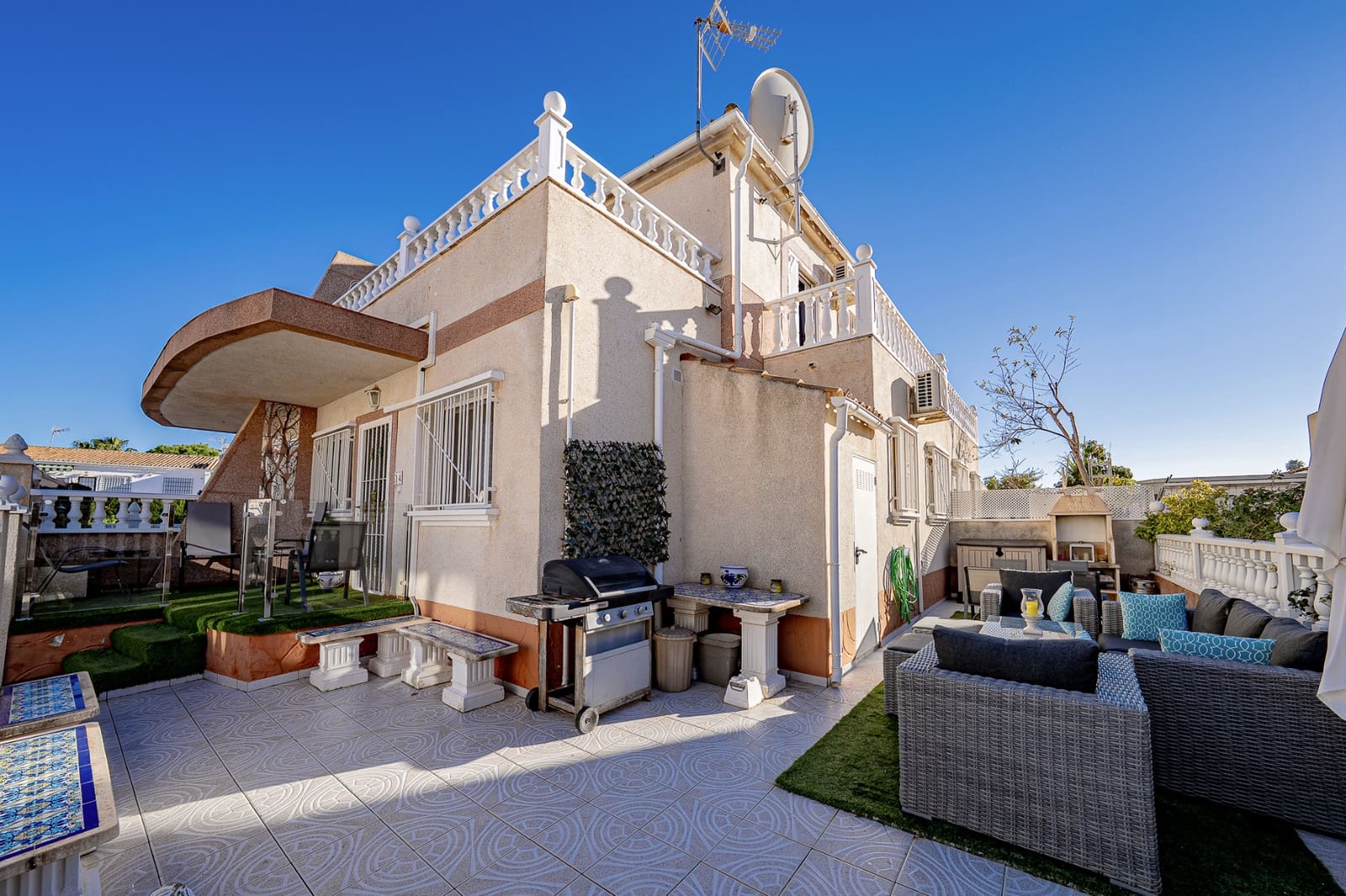 3 Zimmer Reihenhaus zu verkaufen in Cabo Roig mit Pool - 225.000 € (Ref: 10091281)