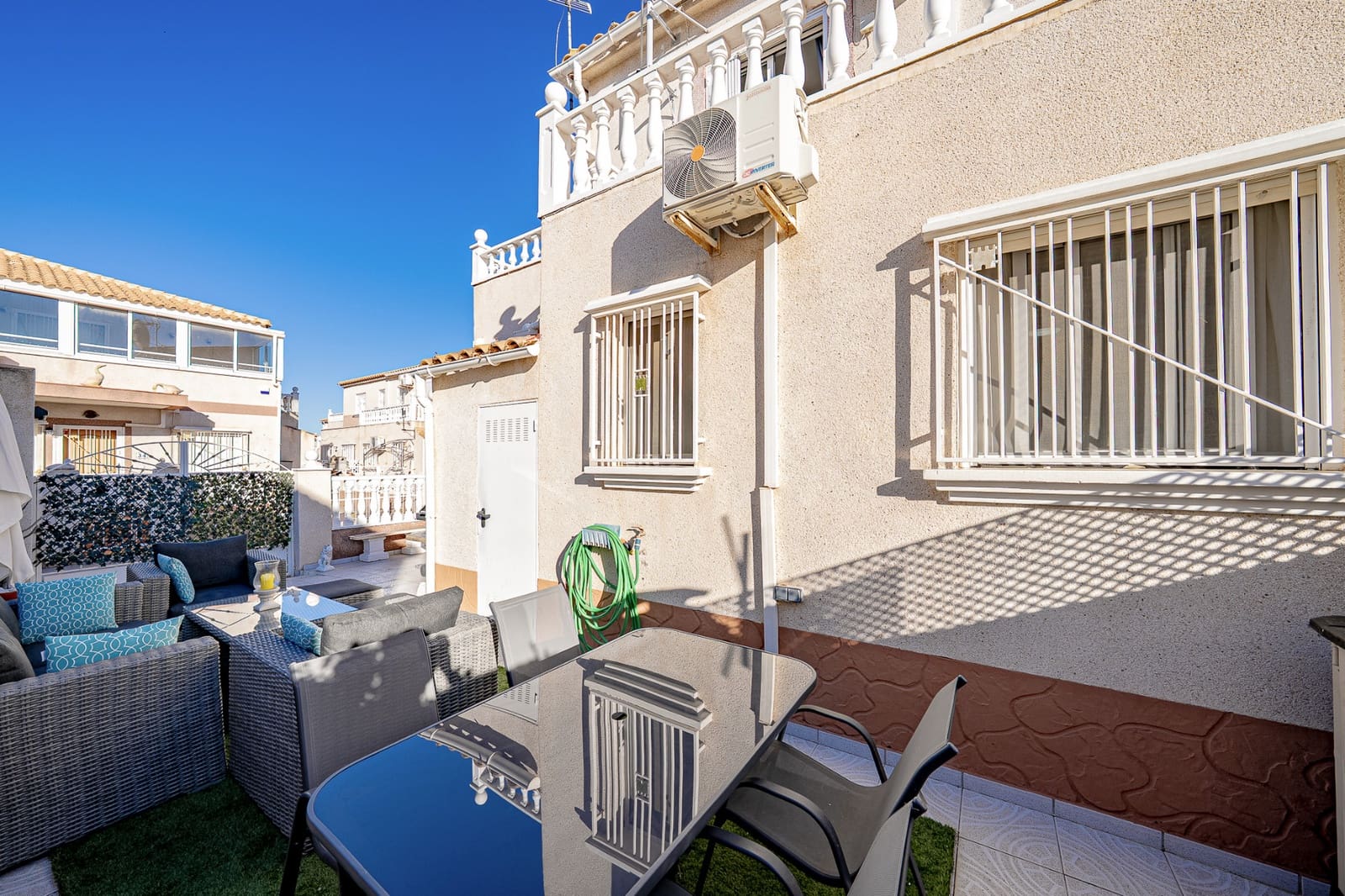 3 Zimmer Reihenhaus zu verkaufen in Cabo Roig mit Pool - 225.000 € (Ref: 10091281)