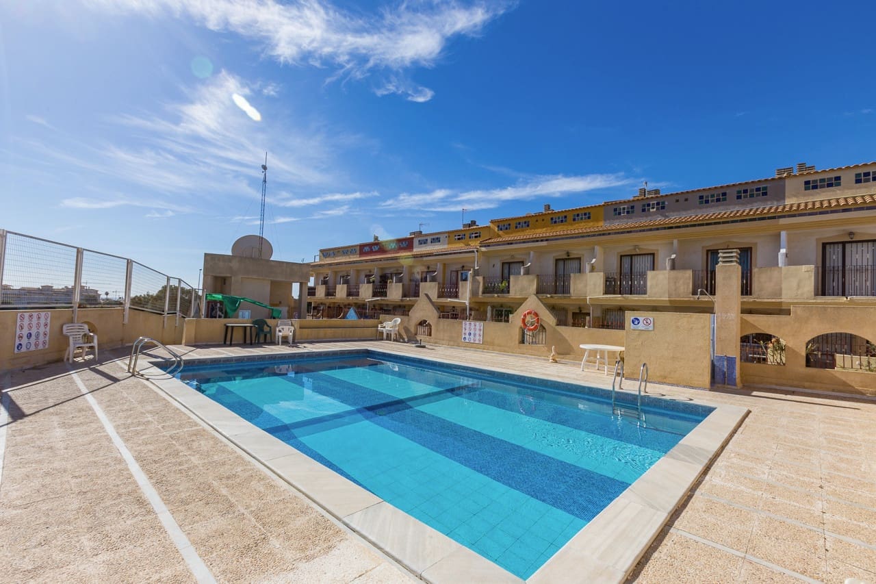 3 slaapkamer Huis te koop in Playa Flamenca met zwembad garage - € 179.000 (Ref: 10099013)