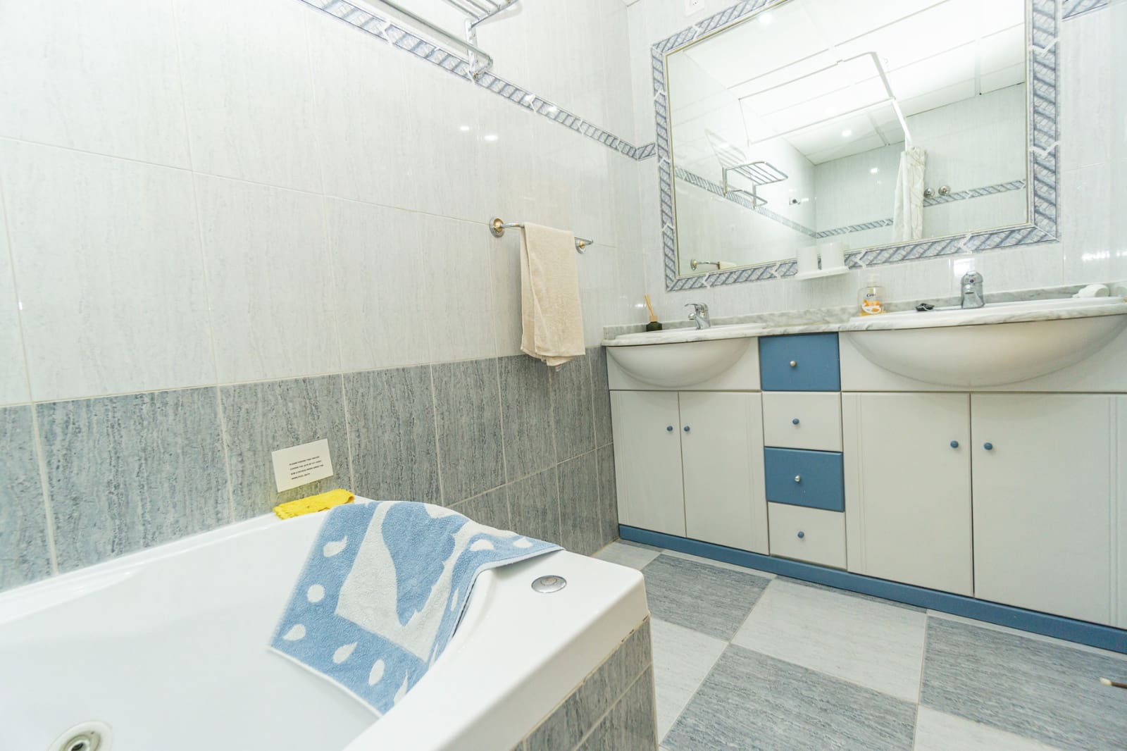3 slaapkamer Huis te koop in Playa Flamenca met zwembad garage - € 179.000 (Ref: 10099013)