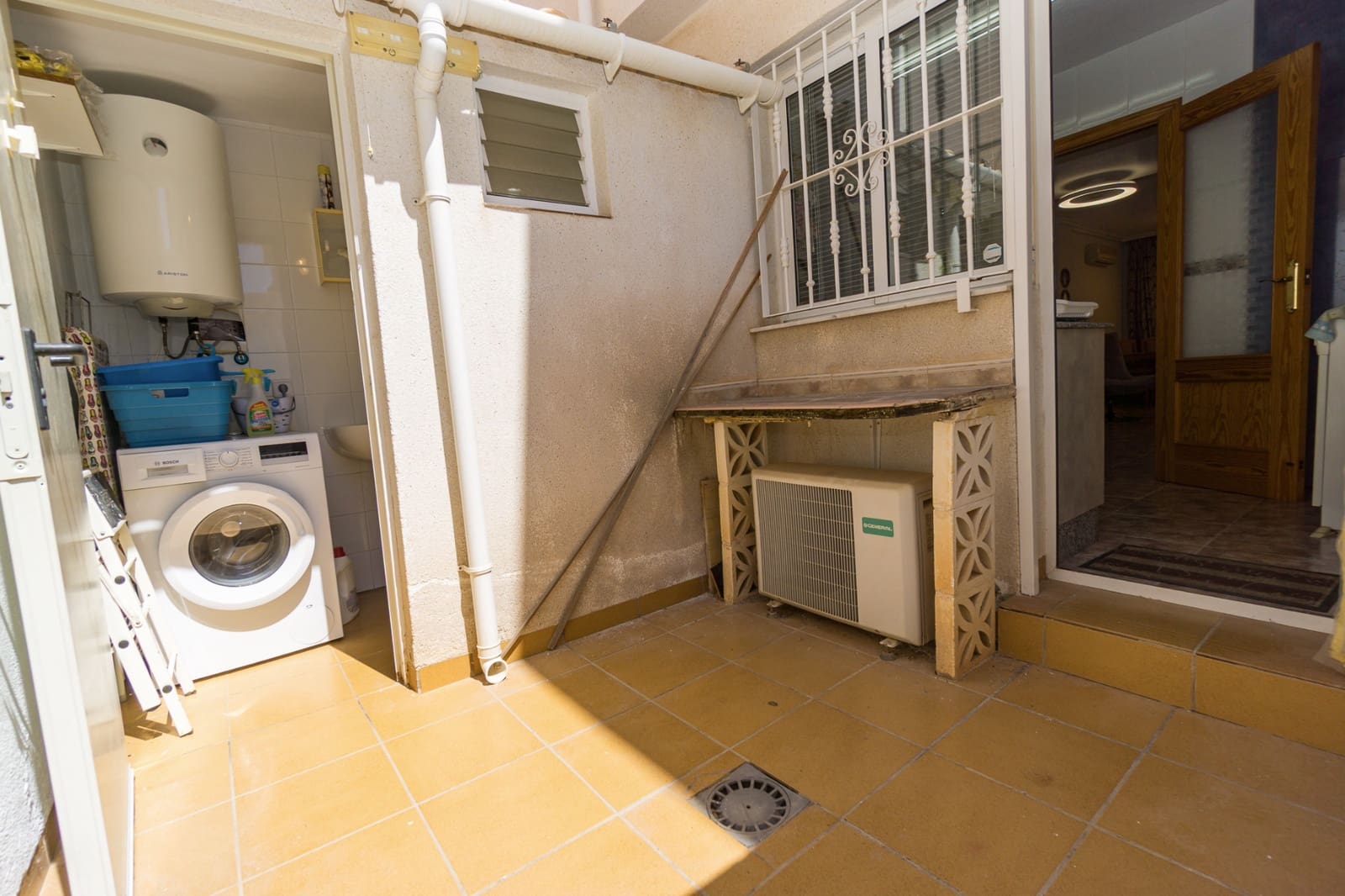3 slaapkamer Huis te koop in Playa Flamenca met zwembad garage - € 179.000 (Ref: 10099013)