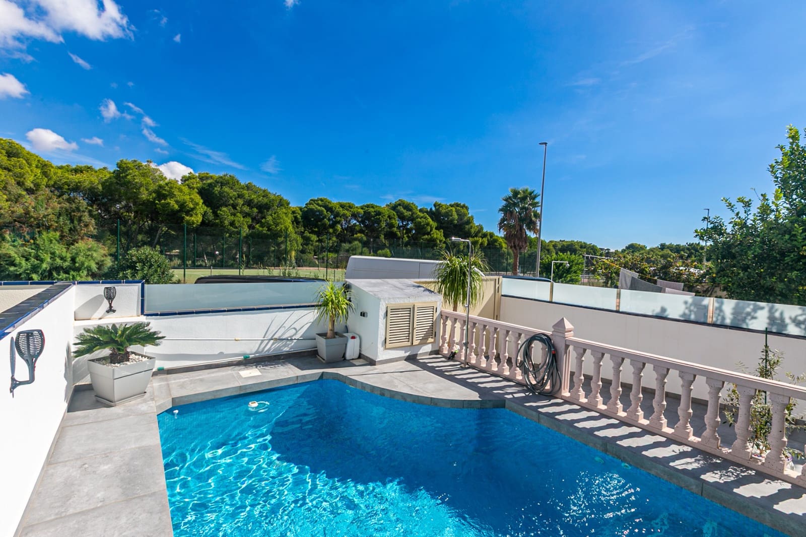 3 Zimmer Reihenhaus zu verkaufen in Pilar de la Horadada mit Pool Garage - 395.000 € (Ref: 10112185)