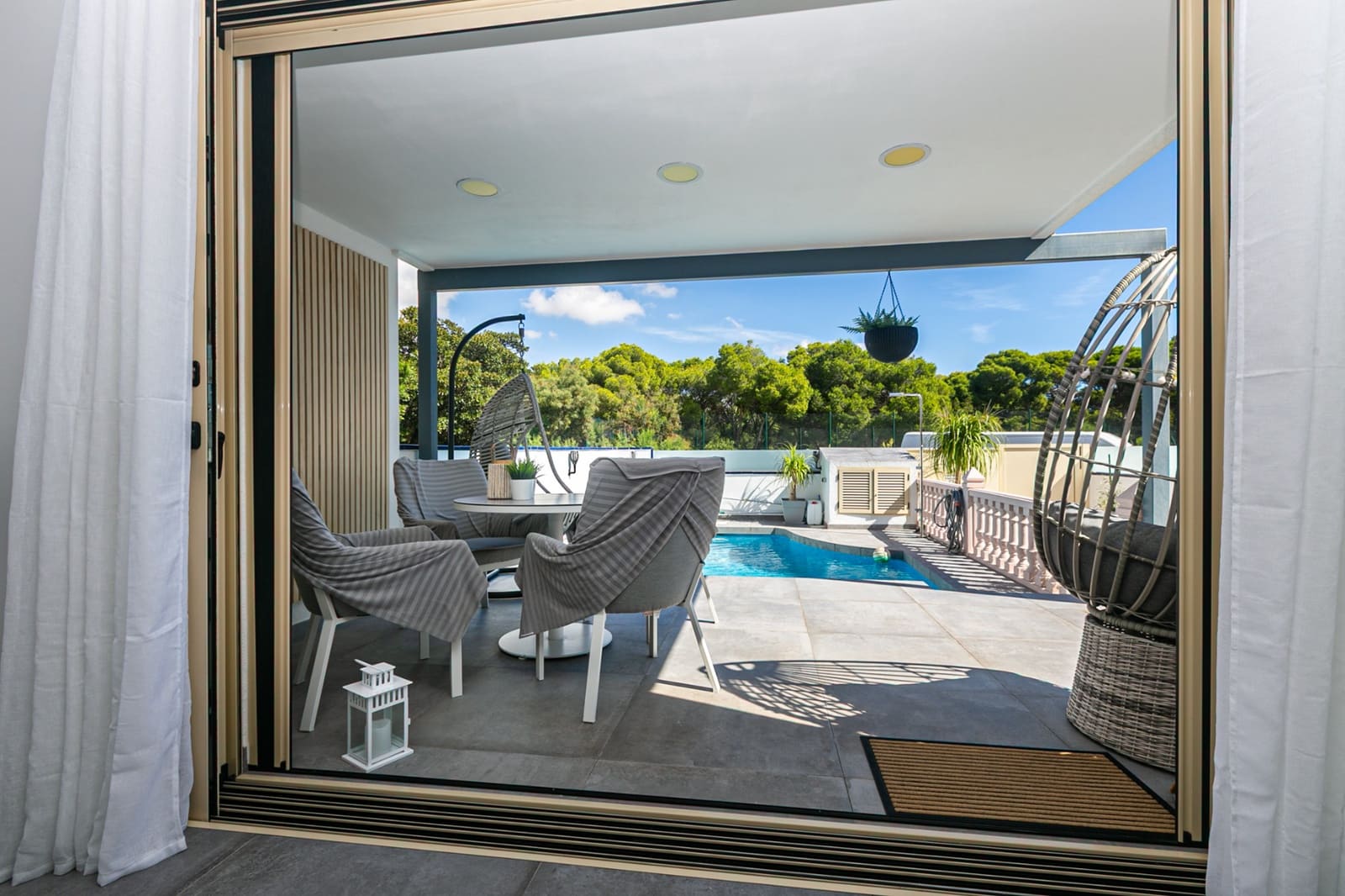 3 Zimmer Reihenhaus zu verkaufen in Pilar de la Horadada mit Pool Garage - 395.000 € (Ref: 10112185)