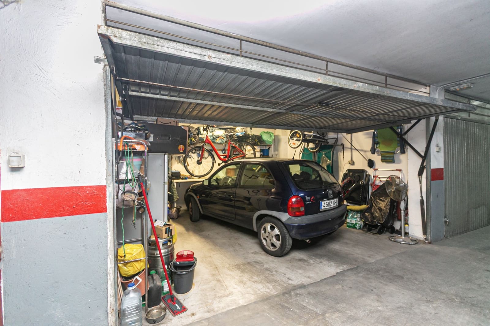 1 makuuhuone Huoneisto myytävänä paikassa Torrevieja mukana uima-altaan 
autotalli - 95 000 € (Ref: 10113353)